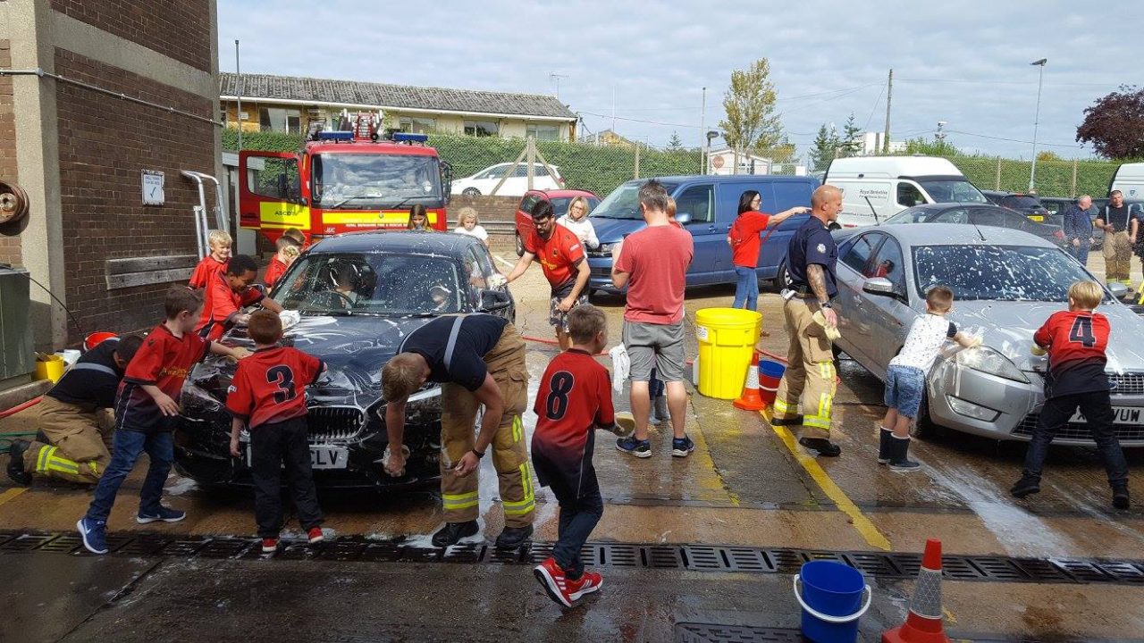 Mayor and football team join forces for Bracknell car wash The Fire