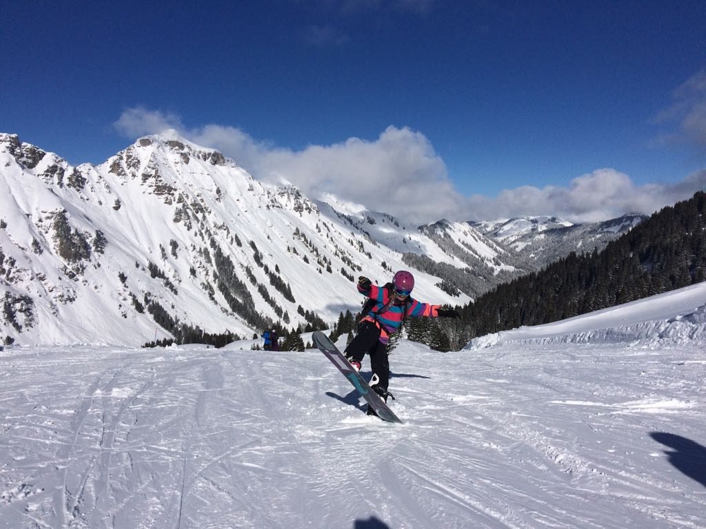 Hannah Poole snowboarding