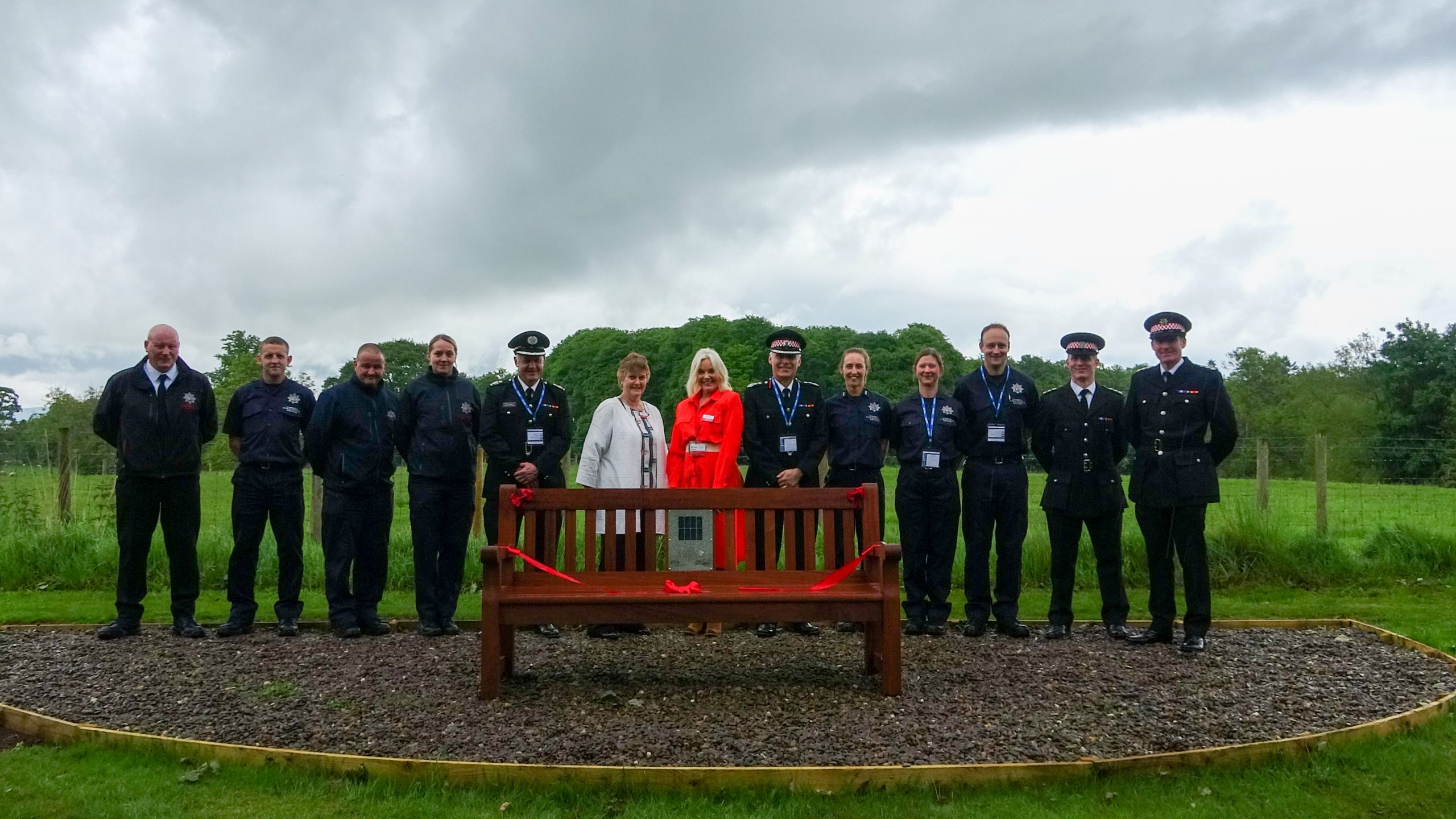 Mental health boosting benches unveiled for Platinum Jubilee