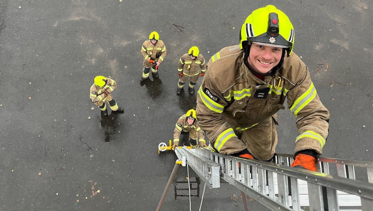 Fire crews raise £3.7K with December Ascenders